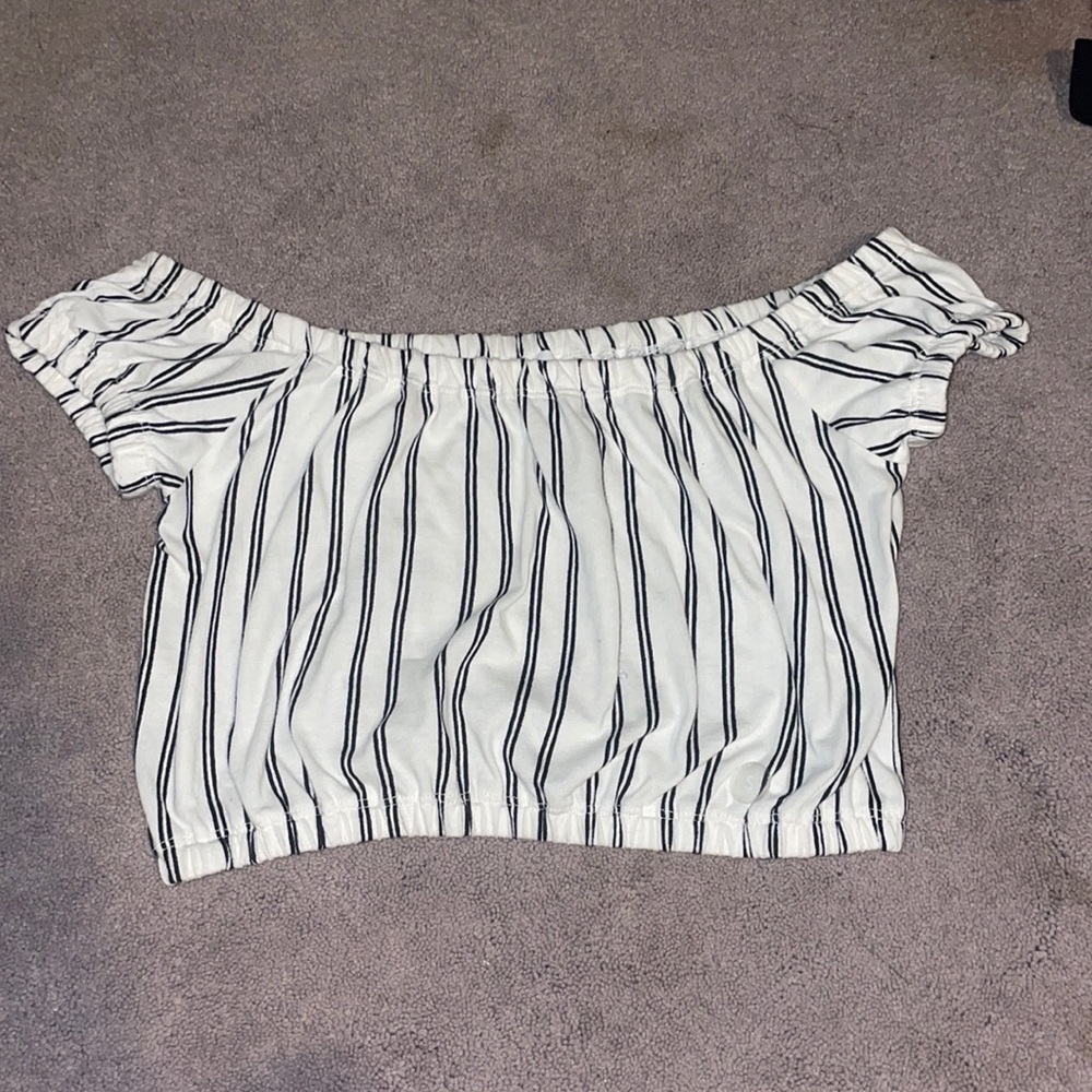 Brand is Pacsun, Colors of White and Blue, Size small!